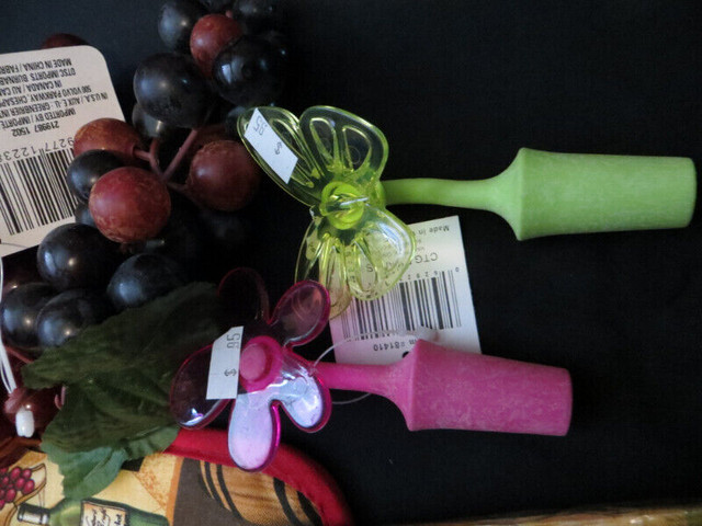 Unfinished - Wine Basket Items in Hobbies & Crafts in Regina - Image 2