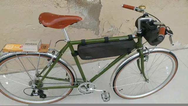 Brooklyn Bedford Custom Cruz Medium  in Cruiser, Commuter & Hybrid in Kitchener / Waterloo - Image 3