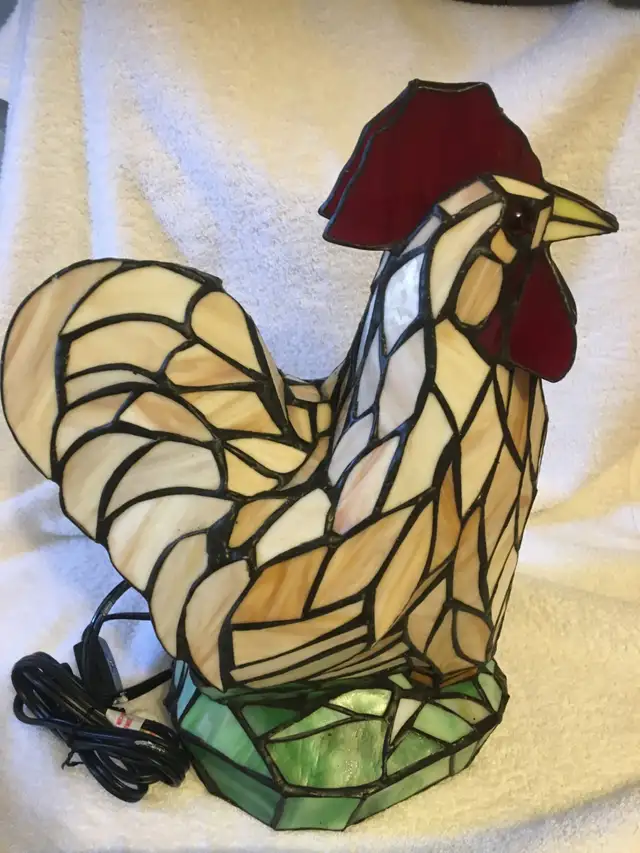 VINTAGE 2  TEAK CHAIRS & NEW ROOSTER   TIFFANY STYLE GLASS LAMPS in Chairs & Recliners in Mississauga / Peel Region - Image 5