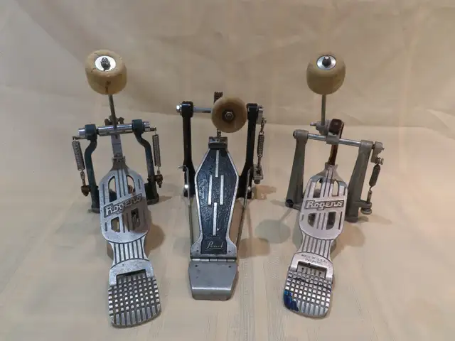 Vintage Drum Kick Pedals 1 Pearl & 2 Rogers in Drums & Percussion in Chatham-Kent - Image 2