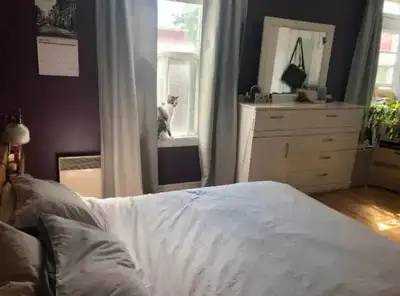 Grand 41/2 2 chambre + pièce fermée