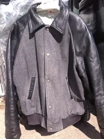 Men's Fall / Spring Jacket Made in Canada, View more