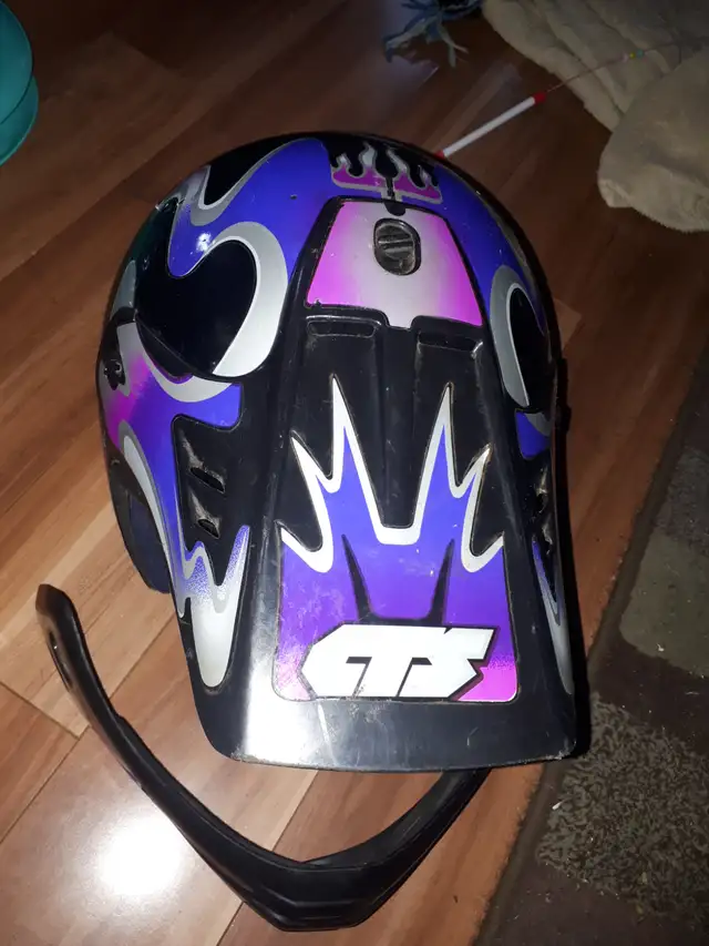 Motorcycle Dirt Bike Helmet on/off road in Motorcycle Parts & Accessories in Ottawa - Image 3