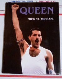 Freddie Mercury Book + VHS Concert