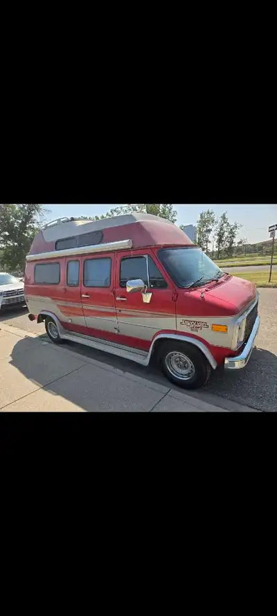 1988 chevy g20 camper van made by getaway for sale...... 350 TBI with a 4 speed tranny...... only 12...