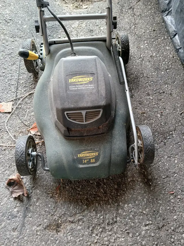 Lawnmower  brand new condition in Lawnmowers & Leaf Blowers in City of Toronto - Image 2