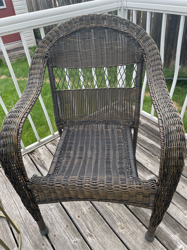 Wicker Chairs in Patio & Garden Furniture in Ottawa - Image 2