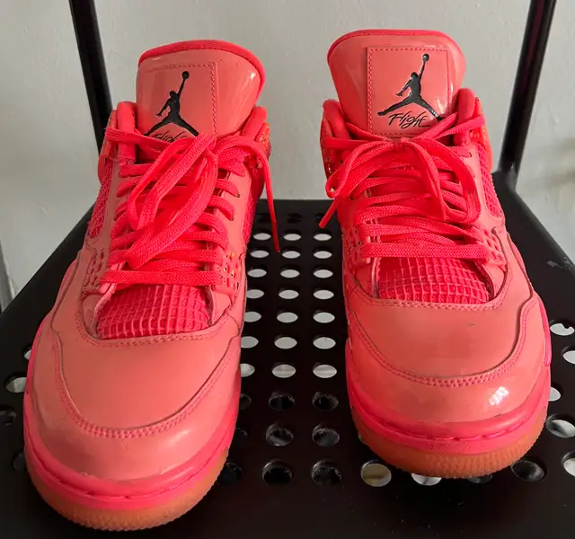 jordan 4, women size 9 in Women's - Shoes in City of Toronto - Image 4