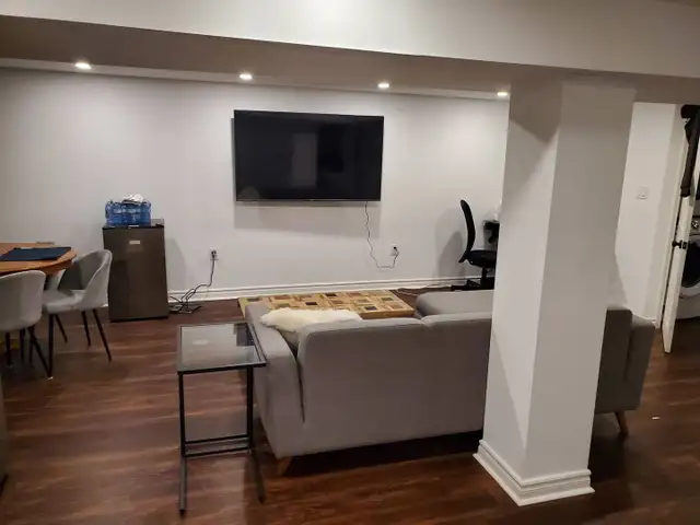 Room for Rent in Pickering (Bayly & Liverpool) | Utilities Incld in Room Rentals & Roommates in Oshawa / Durham Region - Image 2