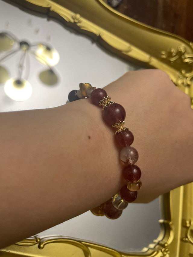 Various gemstone bracelets in Jewellery & Watches in City of Halifax - Image 2
