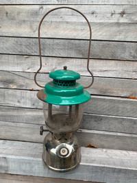 Vintage Coleman Empire No. 237 Made in Canada Lantern