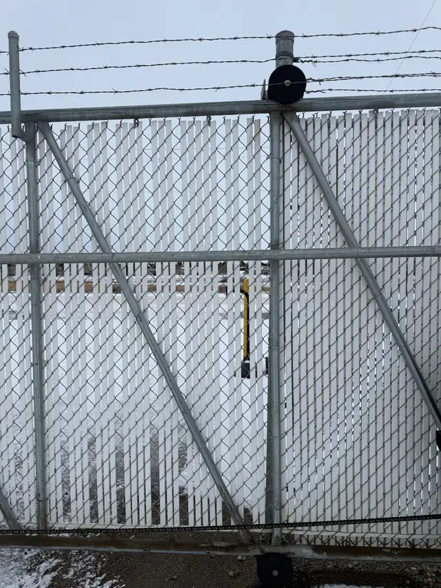 Commercial security gate64706041418371121