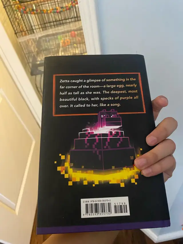 BOOK MINECRAFT in Other in Markham / York Region - Image 2