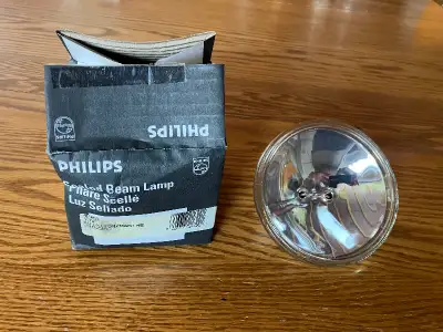 Lumière d’atterrissage pour aviation ou autres PHILIPS SEALED BEAM 4509 Utiliser pour avion 150/152/...