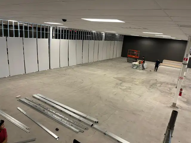 Commercial Contractor Drywall  Metal Framing • Acoustic Ceilings in Drywall & Stucco Removal in Markham / York Region - Image 4