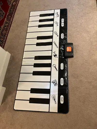 No longer have the box but never got to use this. For toddlers/young kids to step on the piano keys...