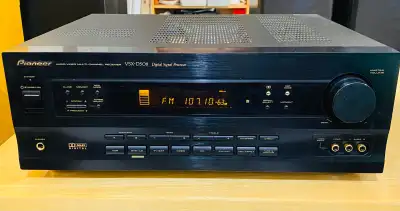 PIONEER VSX-D508 ..5.1 ..100 WATTS CHANNEL SURROUND RECEIVER. Remote Available On Amazon. Works Perf...