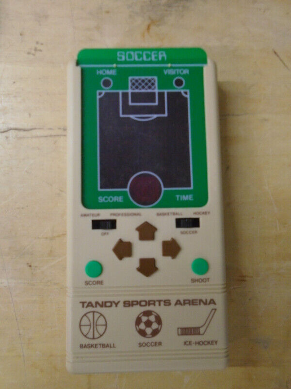 Vintage handheld games in Other in Annapolis Valley - Image 4