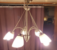 Lampe suspendue à 5 branches en métal poli