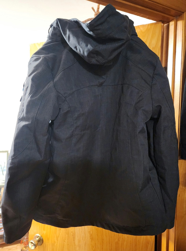 Winter jacket  dans Hommes  à Ville de Montréal - Image 2
