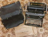 Underwood Typewriter Made in Canada 1930s Excellent Condition