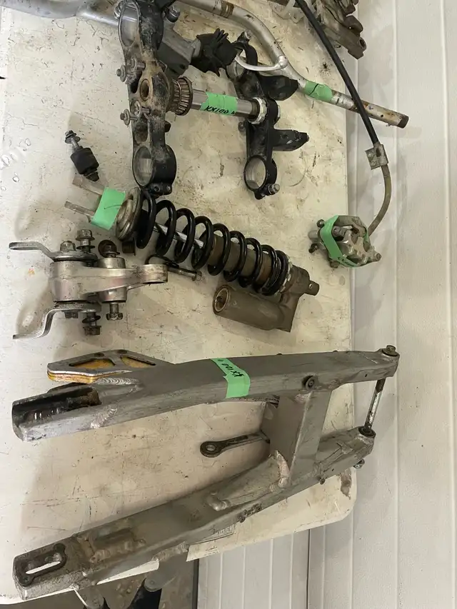 KX100 2011 parting out in Motorcycle Parts & Accessories in Red Deer - Image 7