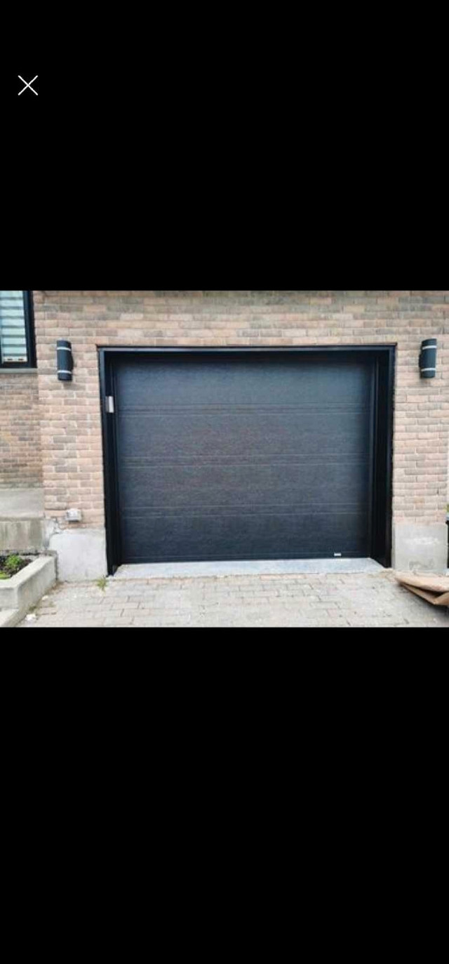 GARAGE DOOR / PORTE DE GARAGE GAREX R16 dans Portes de garage et ouvre-portes  à Laval/Rive Nord