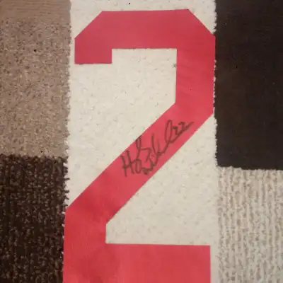 Haley Wickenheiser Autographed Jersey Number #2, View more
