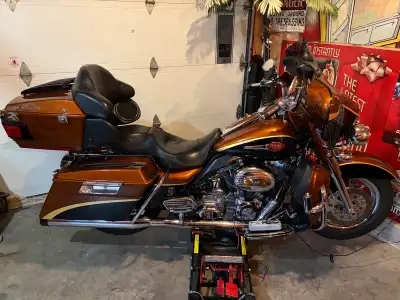 110,,6 speed,,reverse,,true duals rinehart exhaust,,lowered 1”1/2,,41,759 miles,,not km,,2nd owner,...
