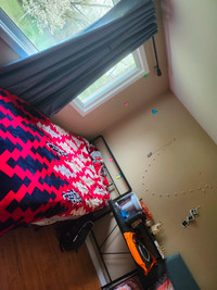 $525 room for females  Fully furnished with all utilities
