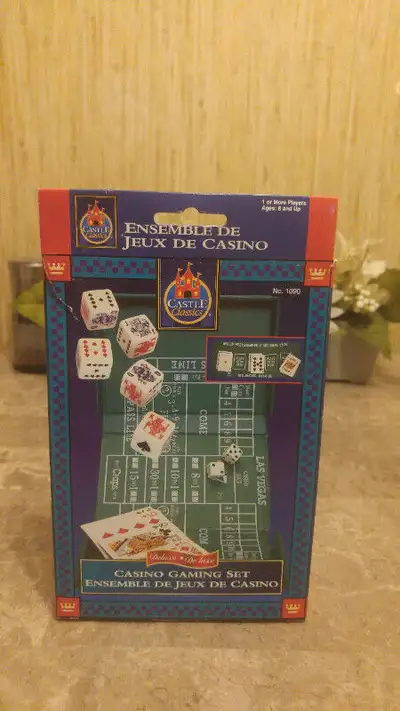 Folding crap case Blackjack layout 5 poker dice Deck of cards