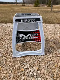 Matrix n64 dirt bike stand