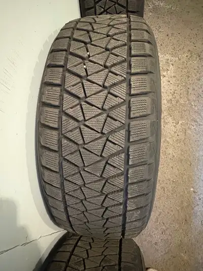 Bridgestone Blizzak winter tires 255/55/R20