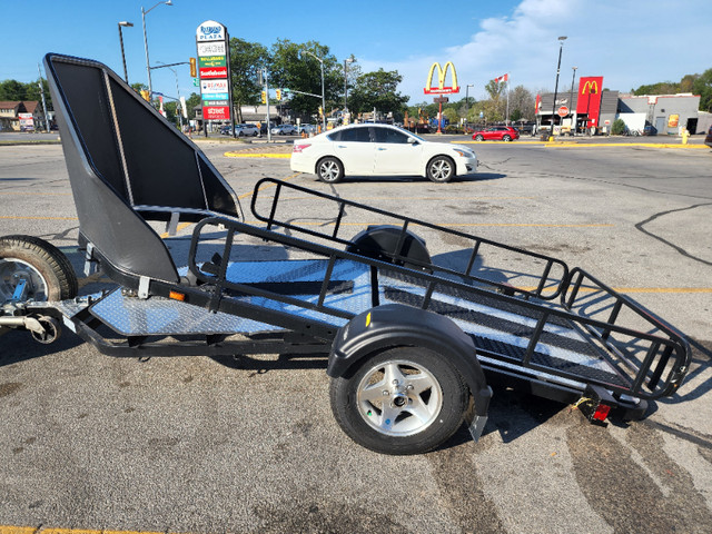 2011 Pod-ium TRA/REM 50/50 Tilt Deck With Condor Wheel Chock in Heavy Trucks in Windsor Region