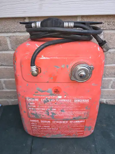 6 Gallon Chrysler Tote Tank Steel Marine Portable Gas Canisters, View more