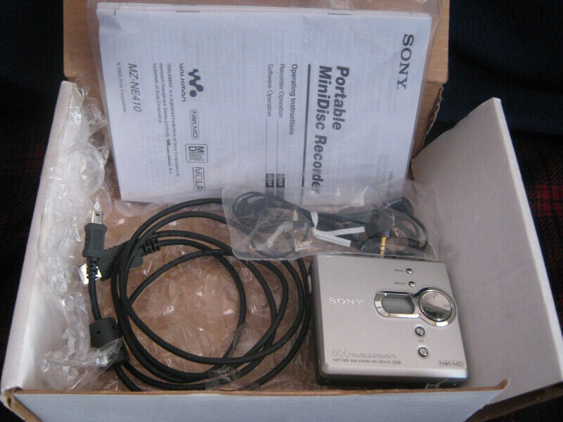 Sony MZNE410 Net MD Walkman Recorder with Discs Arts & Collectibles