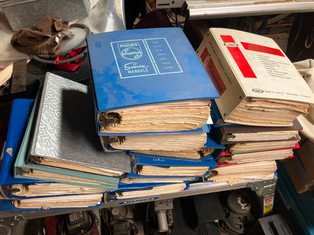 VINTAGE SERVICE MANUALS in General Electronics in City of Toronto