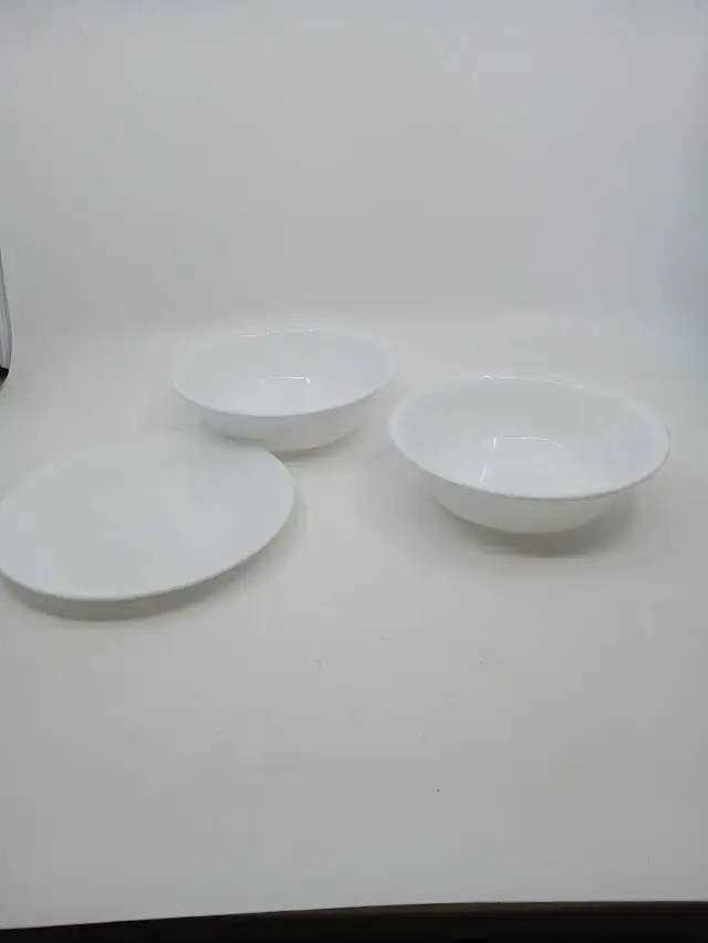Corelle Winter Frost White in Kitchen & Dining Wares in Calgary - Image 2