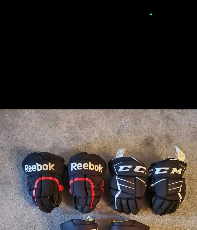 New Kids 10" WARRIOR / BAUER / CCM Hockey Gloves  in Hockey in Barrie - Image 2
