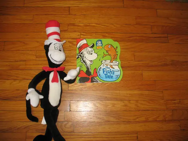 Dr Seuss Books , DVDs & Floor puzzles in Children & Young Adult in Norfolk County - Image 6