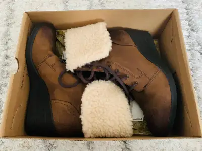 UGG Women's W Zea Cold Weather Waterproof Boots (Sz 8), View more