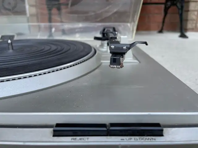 Spectrum stereo turntable DDS-33 in Stereo Systems & Home Theatre in Markham / York Region - Image 3