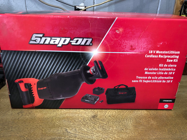 Snap on cordless reciprocating saw kit in Power Tools in Moncton - Image 2