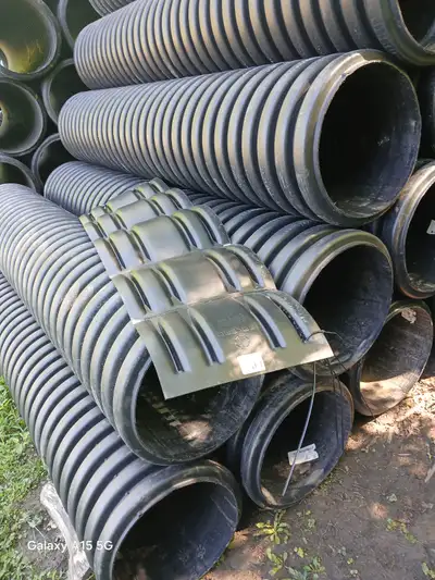 CALVRETTE, PONCEAU, TUYAUX. CULVERT, PIPE, View more