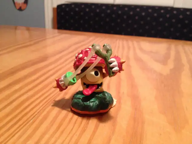 Series 2 - Skylanders Giants figures in Nintendo DS in Markham / York Region - Image 8
