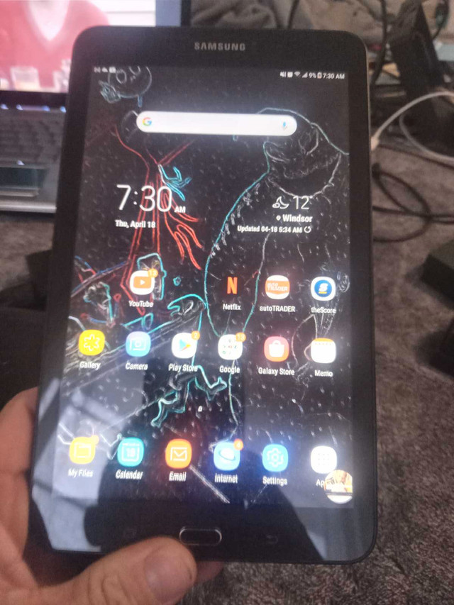Samsung tablet E  in General Electronics in Windsor Region