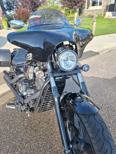 2011 Yamaha Stryker, bags, Batwing Fairing, EJK Ignition, new tires, new battery, new brakes. Nice r...