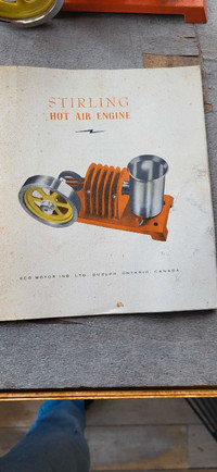 Stirling hot air engine 