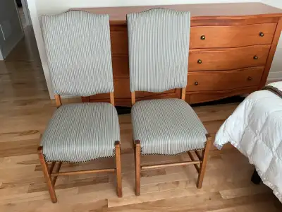 2 Chaises de salle à manger, View more