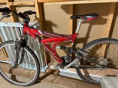 Norco Screamer full suspension mountain bike as pictured, has not been used in a few years - likely...